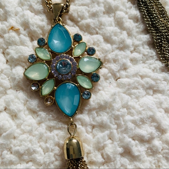 Gorgeous matching set!! - Picture 4 of 4